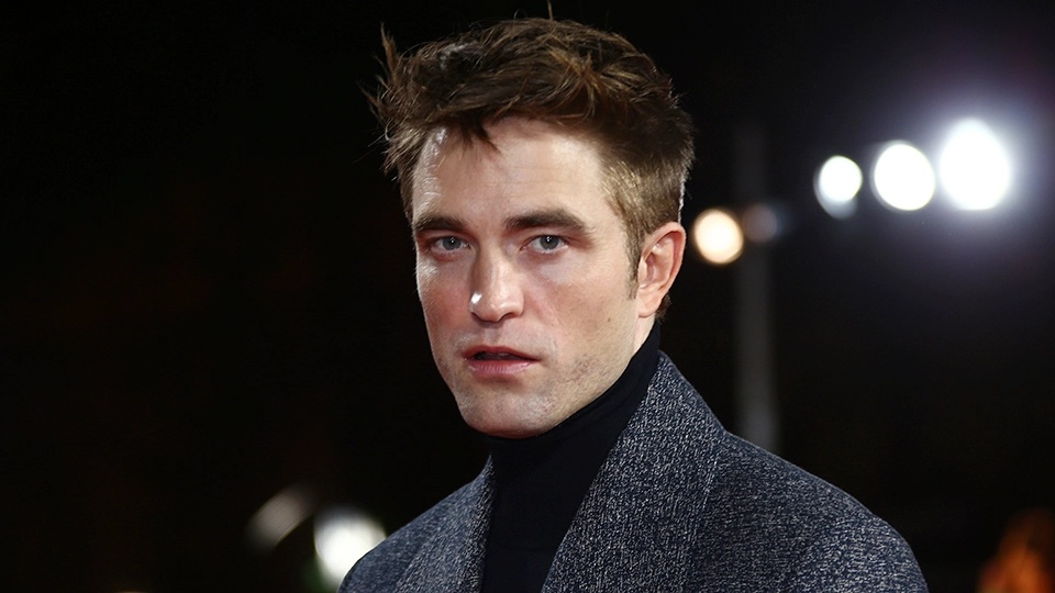 Film “The Batman” Sukses, Robert Pattinson Batal Main Film Dewasa
