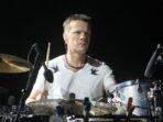 612a-Larry Mullen Jr