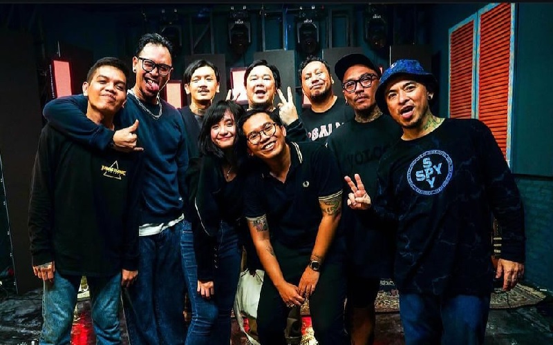 Tutup Proyek Album ‘.reimagine’, St. Loco Gandeng StereoWall dan For Revenge di Lagu ‘Kedamaian’