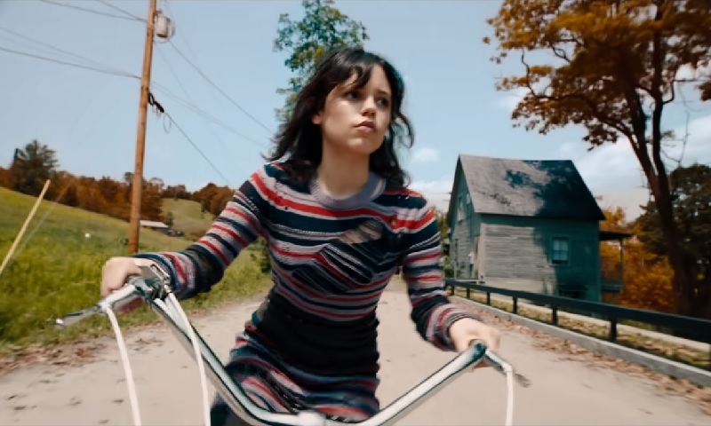 Sukses dengan 'Wednesday' Jenna Ortega Bintangi 'Beetlejuice Beetlejuice'