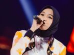 Trending YouTube! Salma Salsabil Ungkap Kerinduan pada Keluarga Lewat Lagu Baru ‘Rumah’