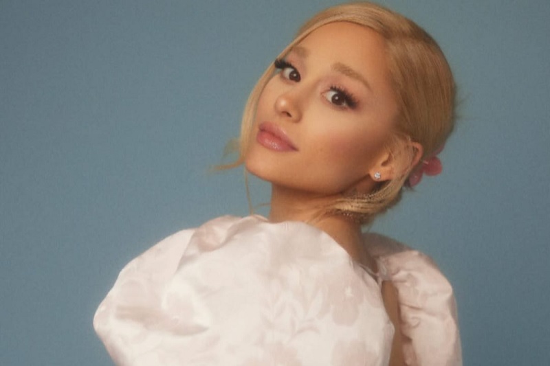 Rilis 7 Juni 2024, Ariana Grande Bagikan Spoiler Video Musik Lagu 'The Boy Is Mine'