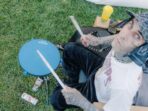 Travis Barker Beri Spoiler Musik Terbaru Blink-182: One More Time Part 2