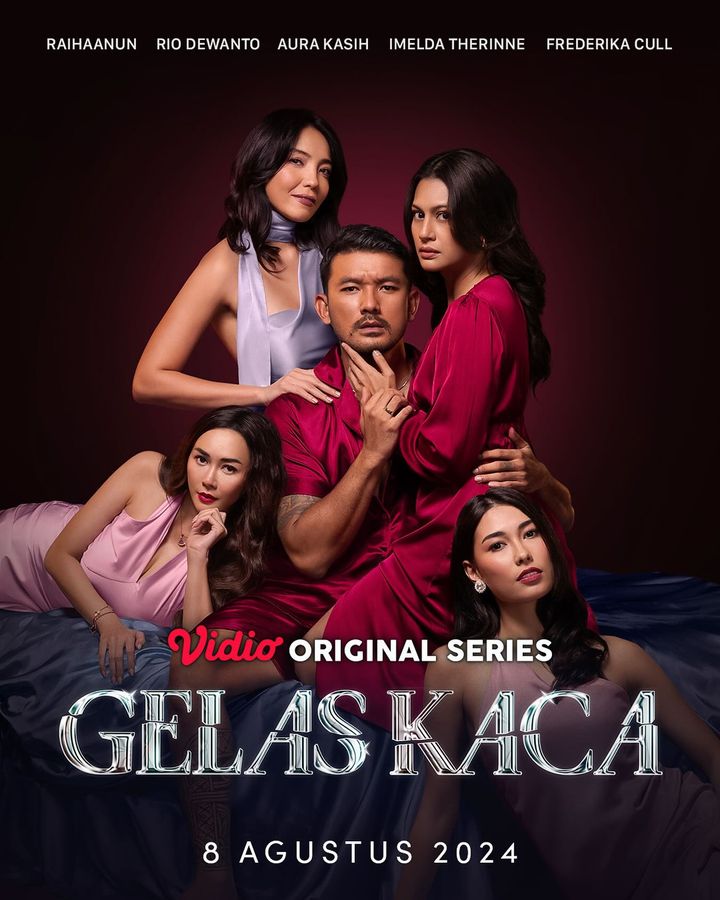 Poster 'Gelas Kaca' Series (Instagram / @gelaskacaseries)