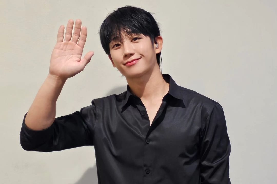 Jung Hae In Umumkan Jadwal Tur Fan meeting Bertajuk “OUR TIME”, Jakarta Menjadi Salah Satunya