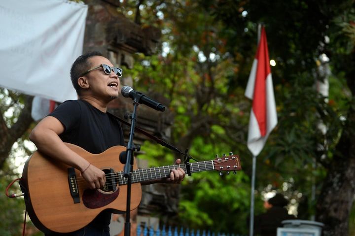 Sandhy Sondoro akan Tampil di Festival Hoffest, Bawa Lagu 3 Bahasa