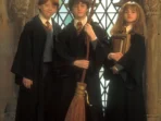 harry-ron-hermione-harry-potter-091024-1-40712efb325844ea875590270a9c9762