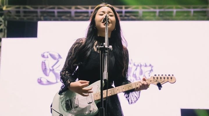 Bernadya Tampil di Synchronize Fest 2024, Sukses Ajak Penonton Galau Bersama