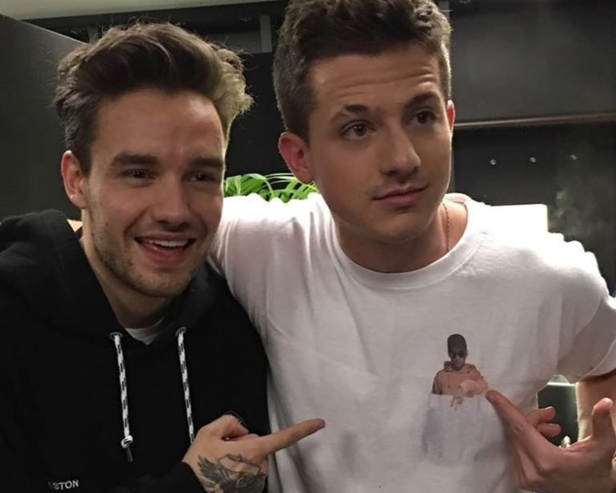 Charlie Puth Baerikan Tribute Untuk Liam Payne Dengan Cover Lagu ‘Love You Good Bye’ di iHeartRadio