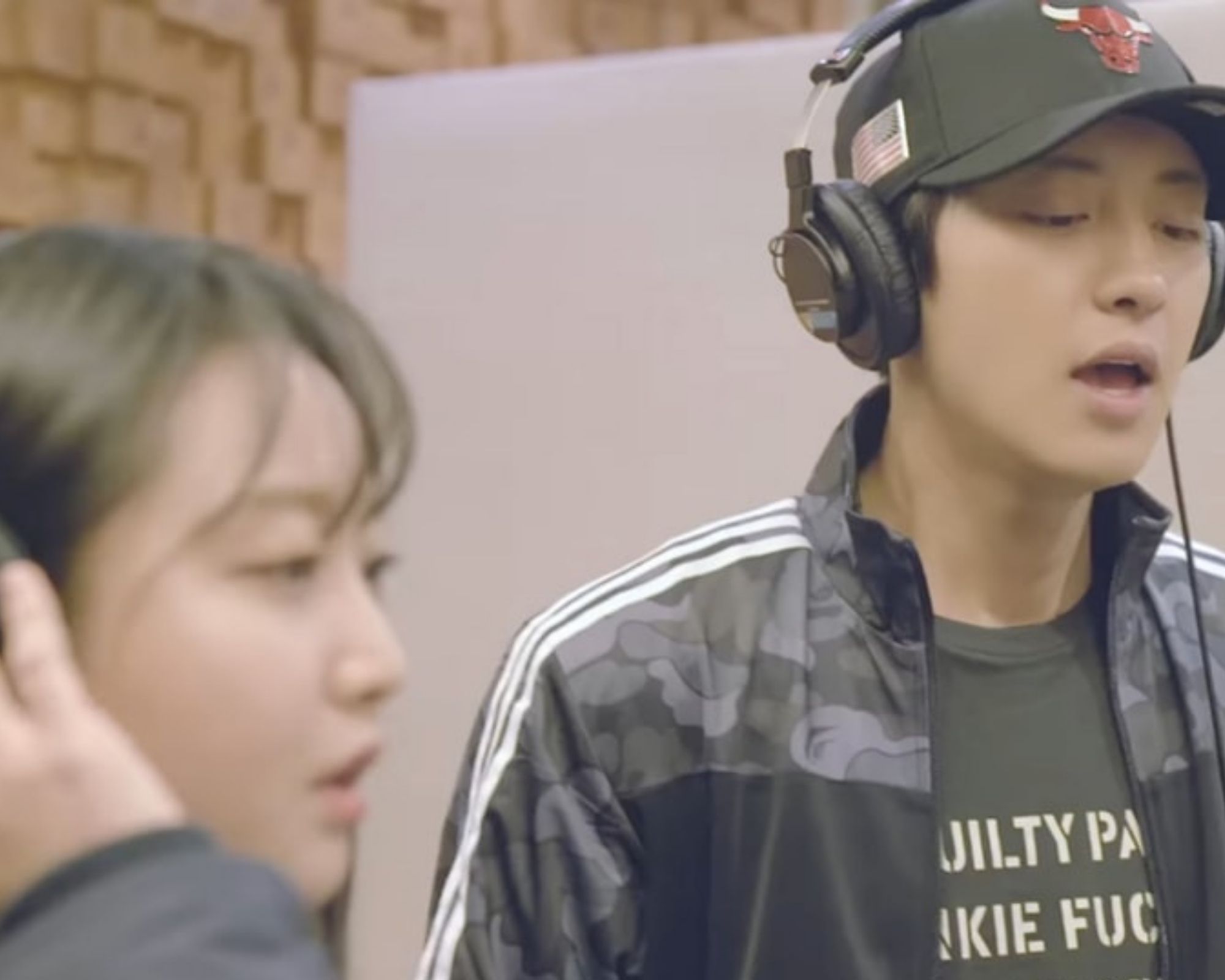 ‘Stay With Me’ Chanyeol EXO ft. Punch Berhasil Pecahkan Rekor 500 Juta Penayangan di YouTube