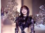 Lisa BLACKPINK Tampil Memukau di Victoria’s Secret Fashion Show 2024