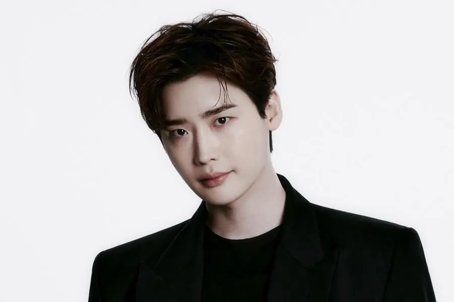 Lee Jong Suk Dikonfirmasikan Bakal Bintangi KDrama Baru Bertema Pengacara