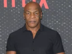 Mike Tyson Kenang Mendiang Putrinya Dalam Pertandingan Lawan Jake Paul