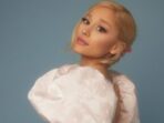 Ariana Grande Jadi Artis Pertama Tahun Ini Yang Memiliki No.1 Hits Lagu, Album, Dan Film Sekaligus