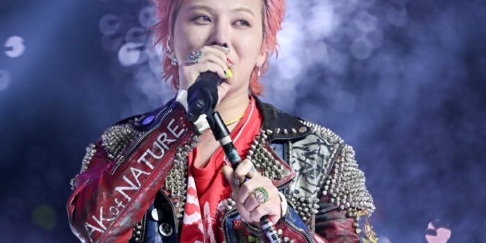 G-Dragon Gebrak Akhir Tahun 2024 dengan Panggung Spektakuler dan Donasi Rp 2,2 Miliar