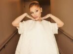 Ariana Grande Nyaris Menangis saat Tanggapi Komentar Body Shaming