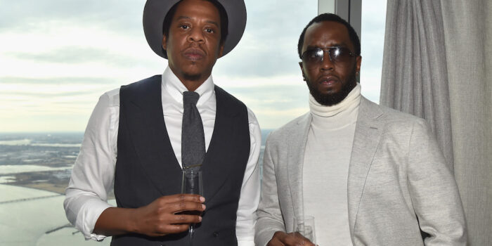 Jay-Z Tegaskan Tidak Dekat Dengan Sean Combs dan Tidak Lakukan Kekerasan Seksual