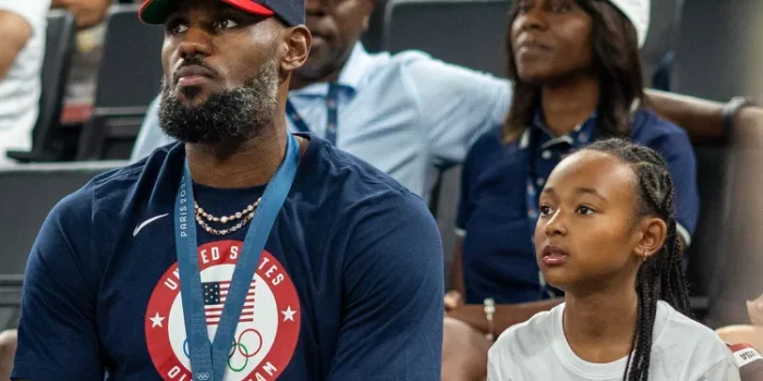 LeBron James Banggakan Sang Putri, Pilih Nomor Jersey Voli Sama Dengan Ayahnya