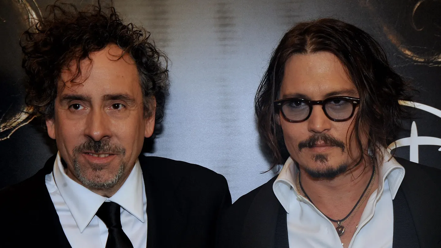 Sutradara Tim Burton Berencana Untuk Kembali Gaet Johnny Depp Untuk Filmnya