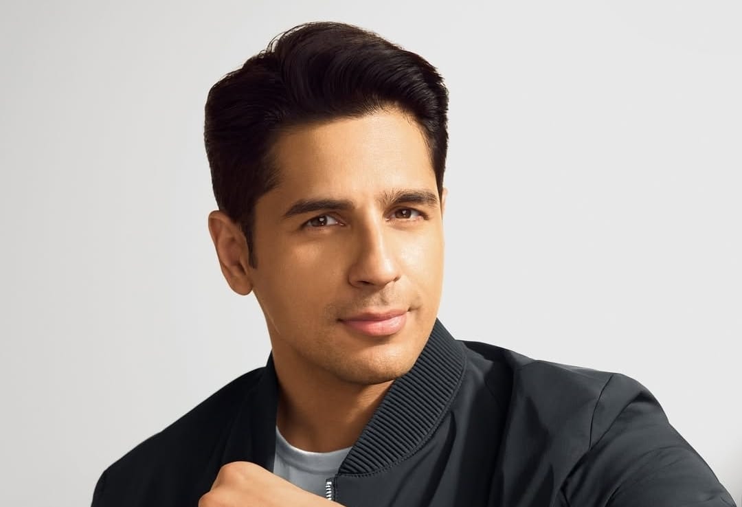 Sidharth Malhotra Tergabung dalam Film Romantis Bertajuk 'Param Sundari'