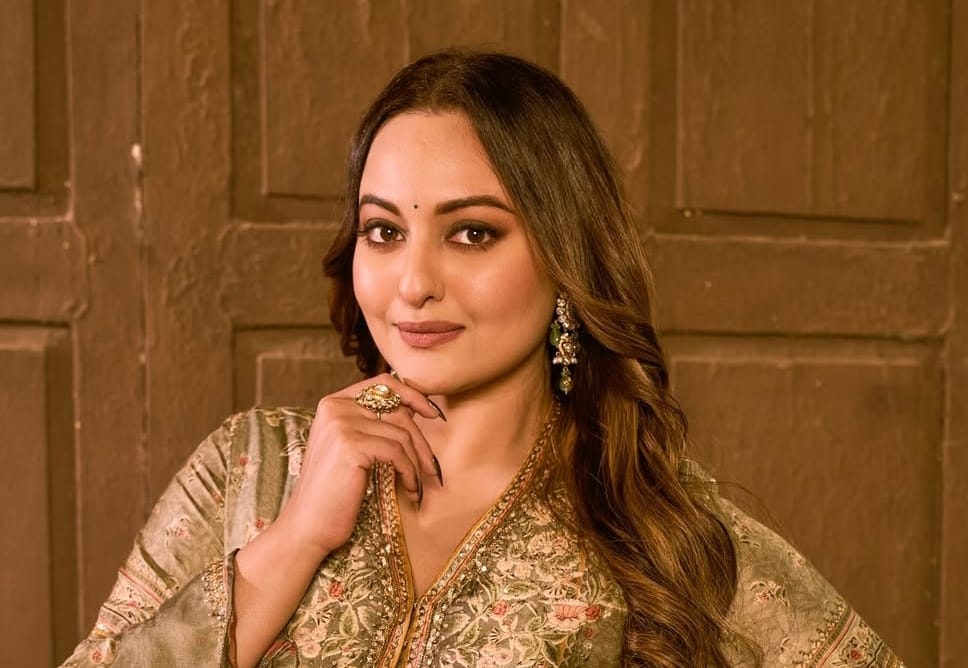 5 Film Terbaik Sonakshi Sinha yang Wajib Masuk Daftar Tonton Anda!