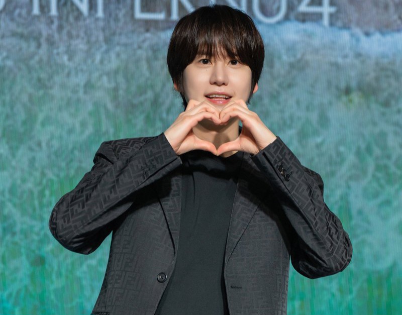 Bikin Terharu! Kyuhyun Super Junior Cover Lagu 'Jiwa Yang Bersedih' dari Ghea Indrawari