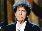 Bob Dylan Akan Mulai Tur 2025 Menyusul Kesuksesan 'A Complete Unknown'