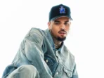 Chris Brown Ajukan Gugatan Pada Warner Bros Senilai 8 Miliar Rupiah Atas Pencemaran Nama Baik