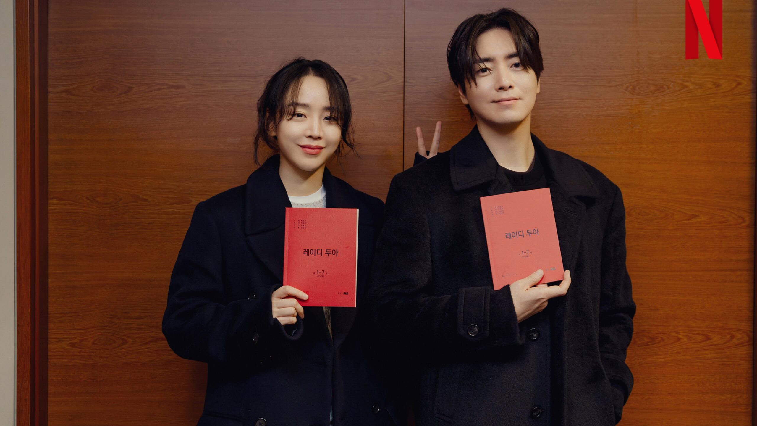 Drama 'The Art of Sarah' Pamer Momen Pembacaan Naskah, Shin Hye Sun dan Lee Jun Hyuk Tampil Kompak