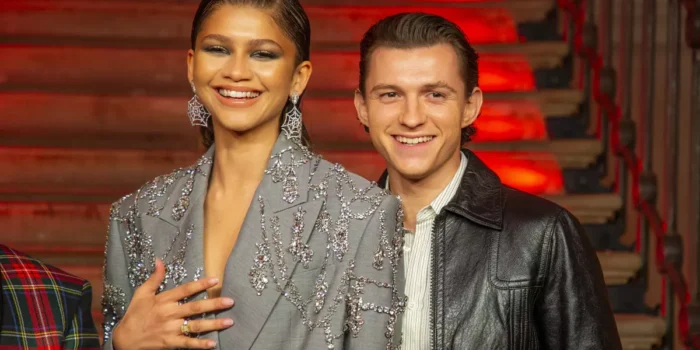 Rumor dan Spekulasi Fans Terbukti Benar, Tom Holland dan Zendaya Tunangan