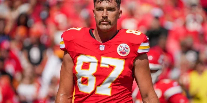 Travis Kelce Tegaskan Rumor Tak Benar Soal Kekalahan Tim Kansas City Chief